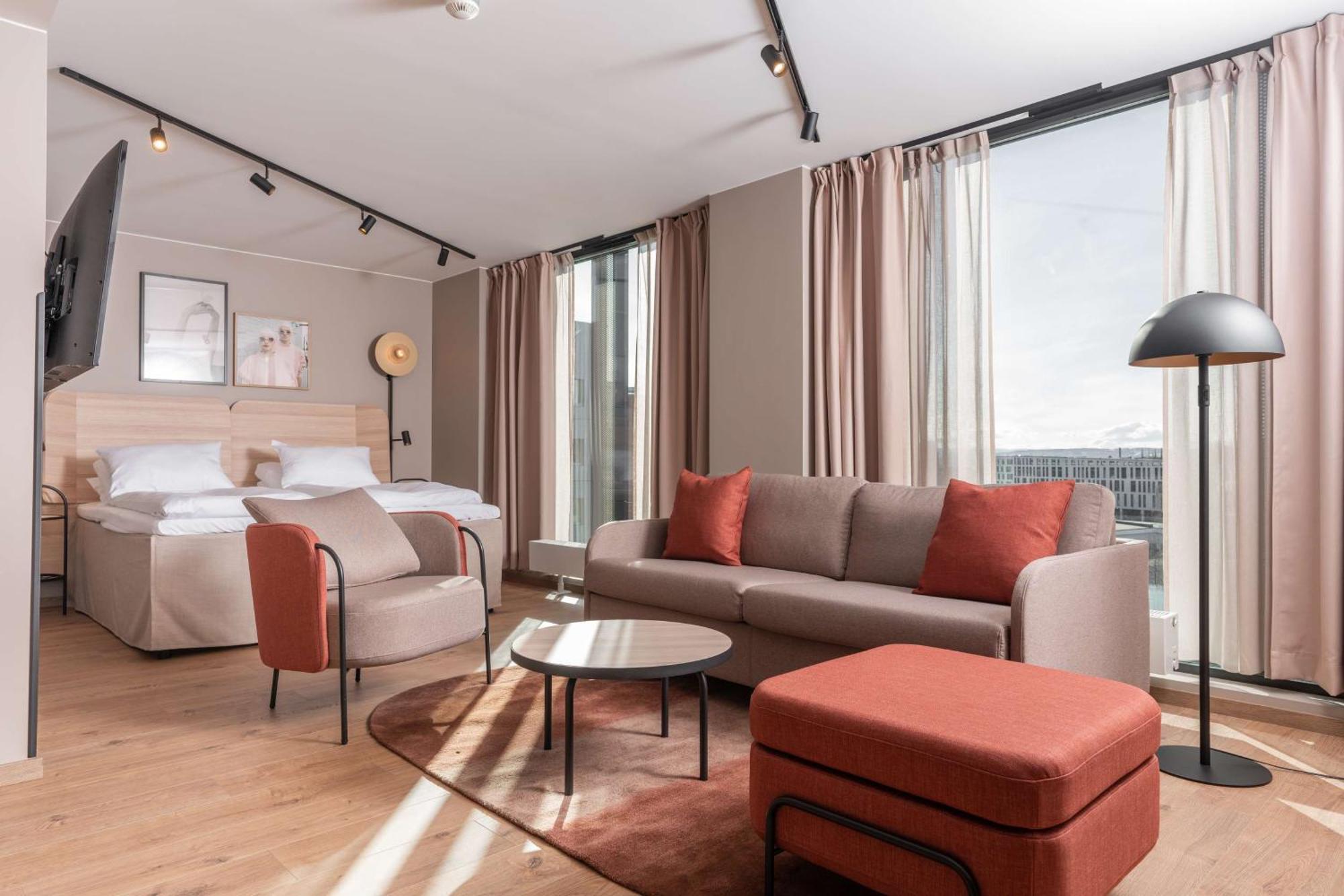 Junior Suite,1649888075:JPEG